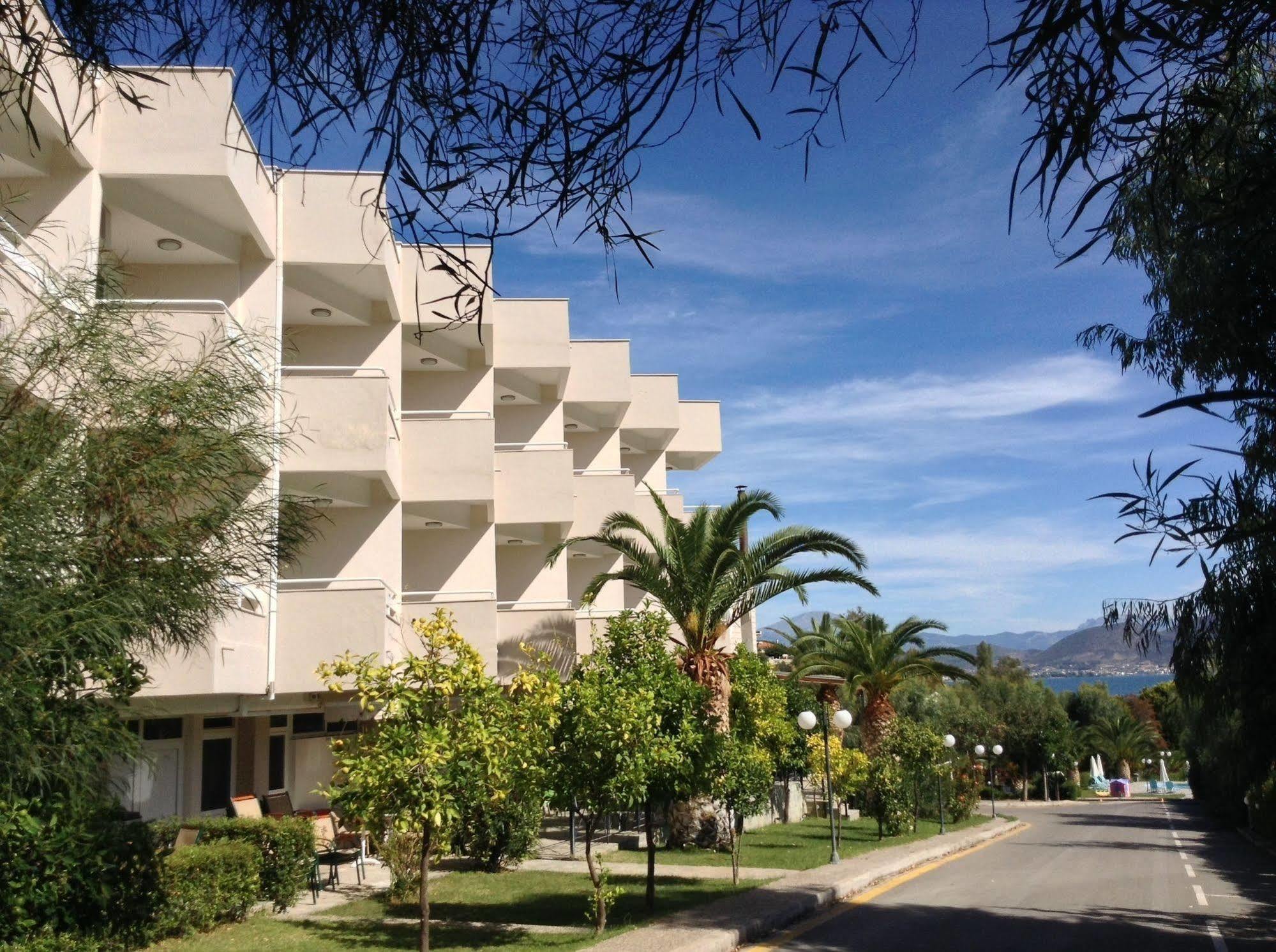 Hotel Almira Mare Chalkís Exterior foto